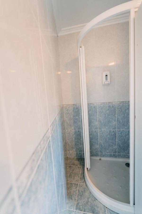 Apartamento La Iglesia Caldas De Reis Ngoại thất bức ảnh